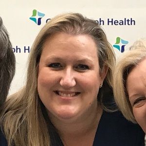 Meet your Posher, Laura